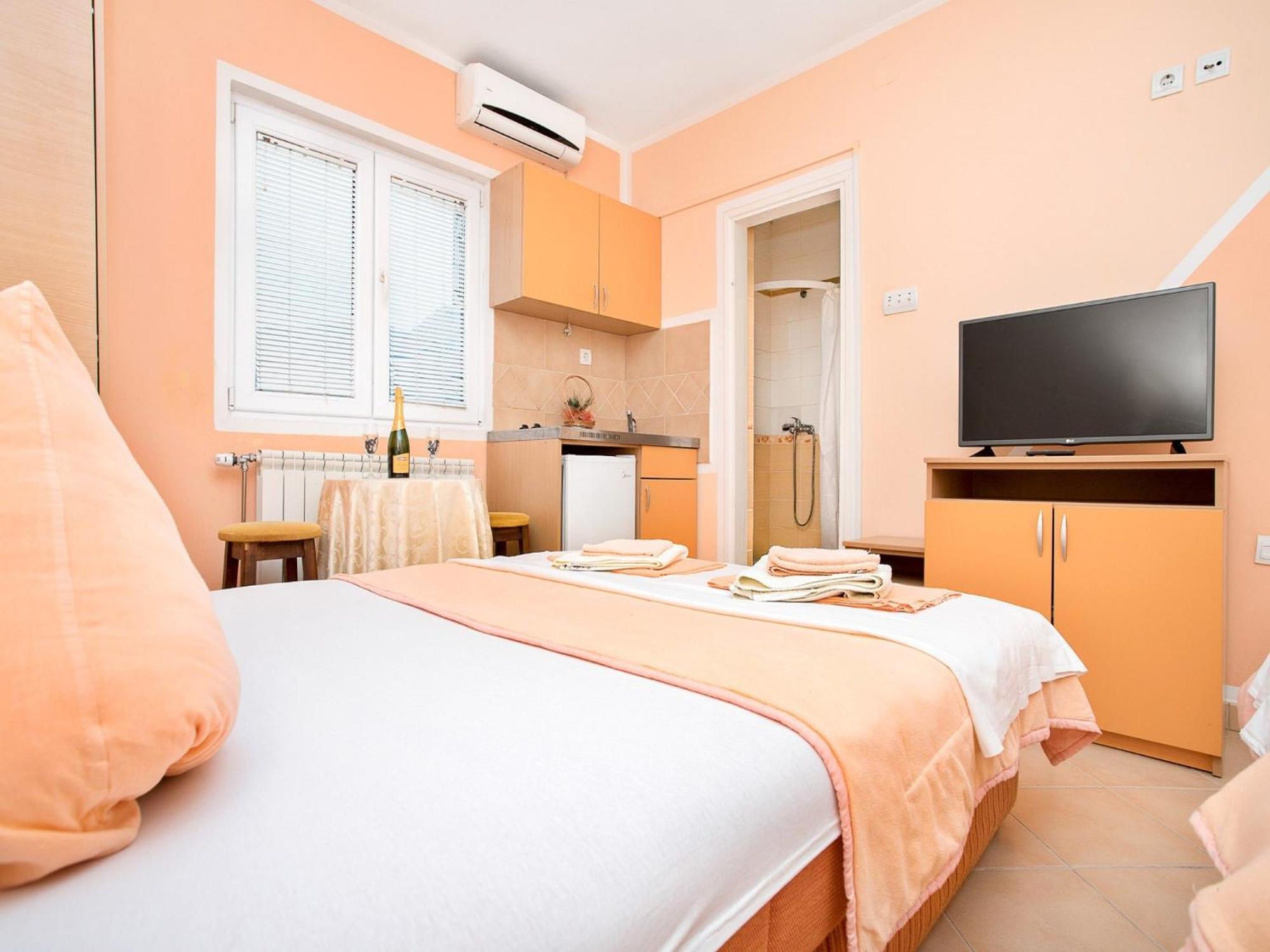 Apartments Mik5 - Famous Beach Jaz Budva Ruang foto